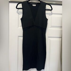 Elegant Black Sleeveless Dress